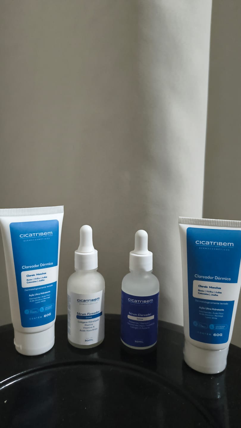 Customer photo review of Kit Clareamento Total + 1 Firmador de Brinde